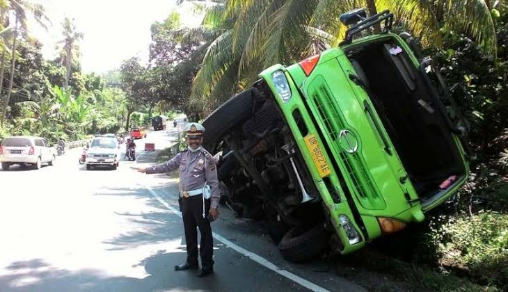 Tenaga Truk Berkurang Saat Menanjak