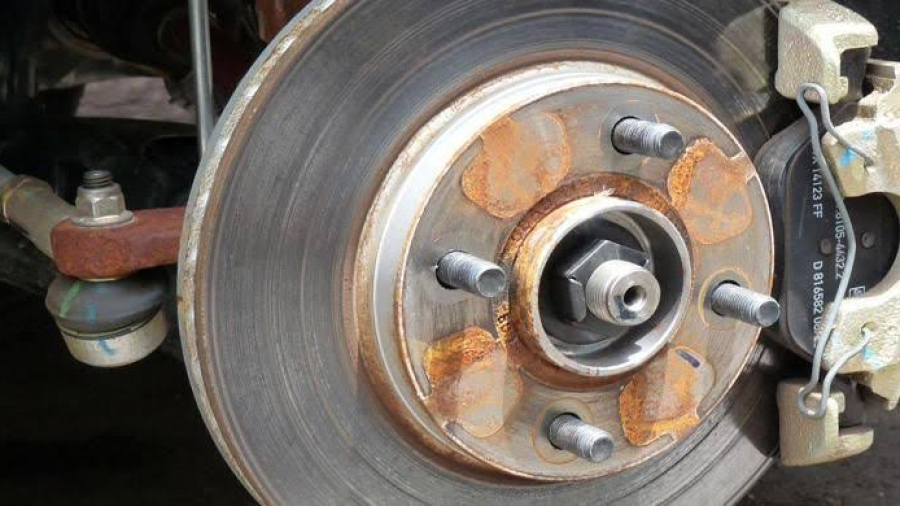 Penyebab Rem Truk Tidak Pakem