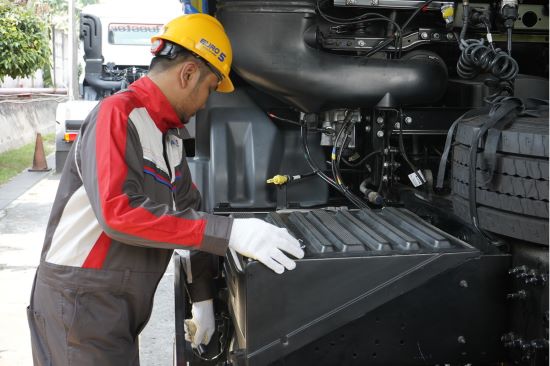 Memilih Bengkel Truk Terpercaya