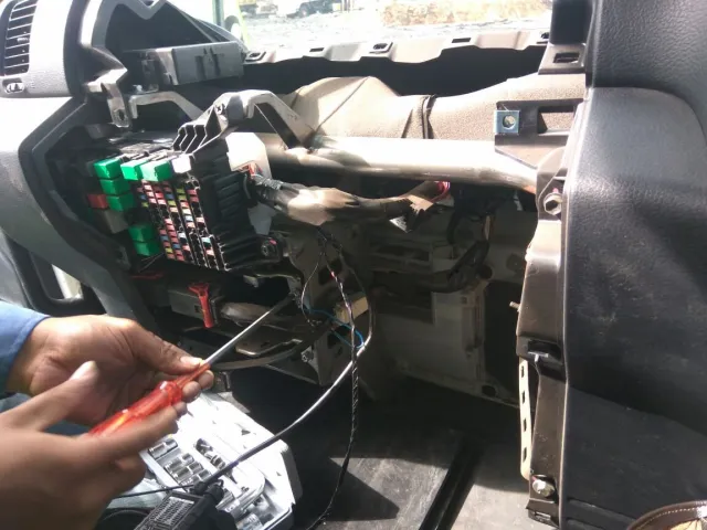 GPS Tracker truk
